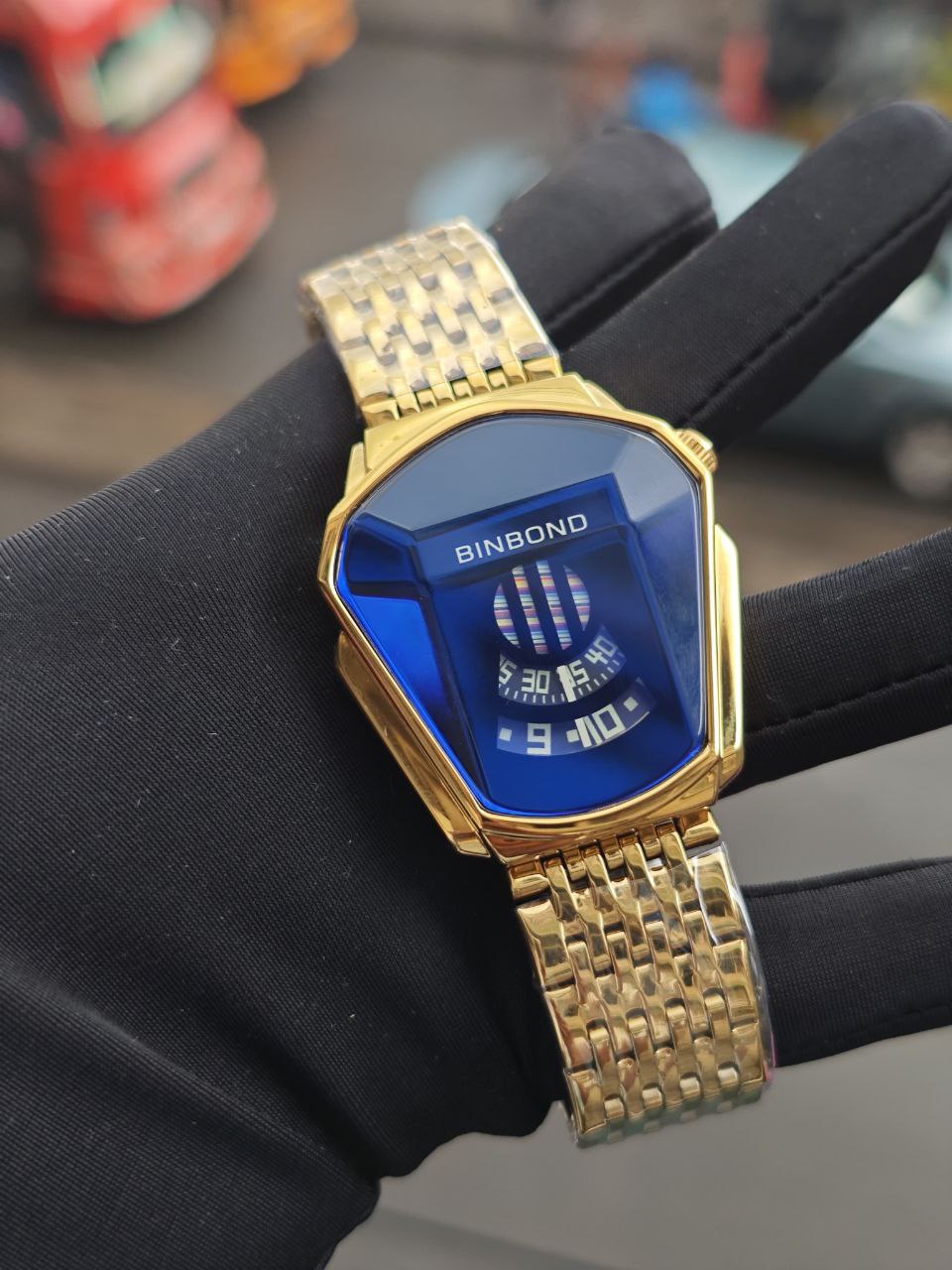BINBOND LOCOMOTIVE WATCH