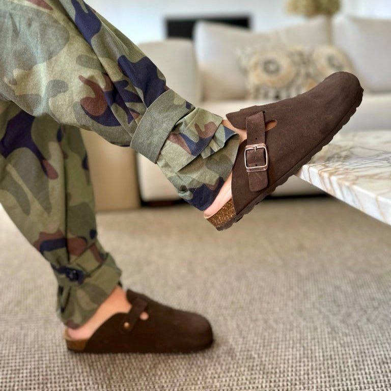 BUCKLE SUEDE CLASSIC CLOG MULES
