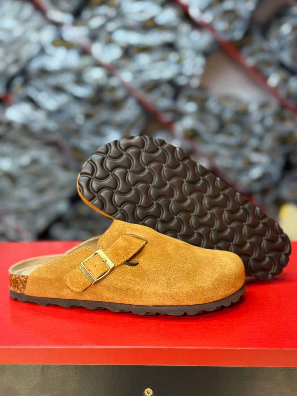 BUCKLE SUEDE CLASSIC CLOG MULES