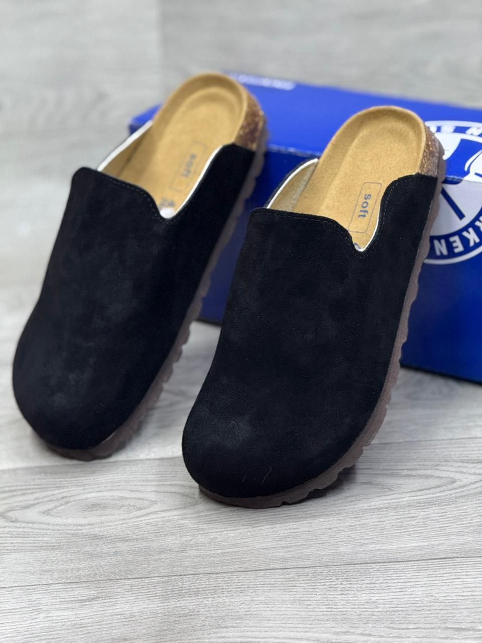 MAERKS CLOG MULES