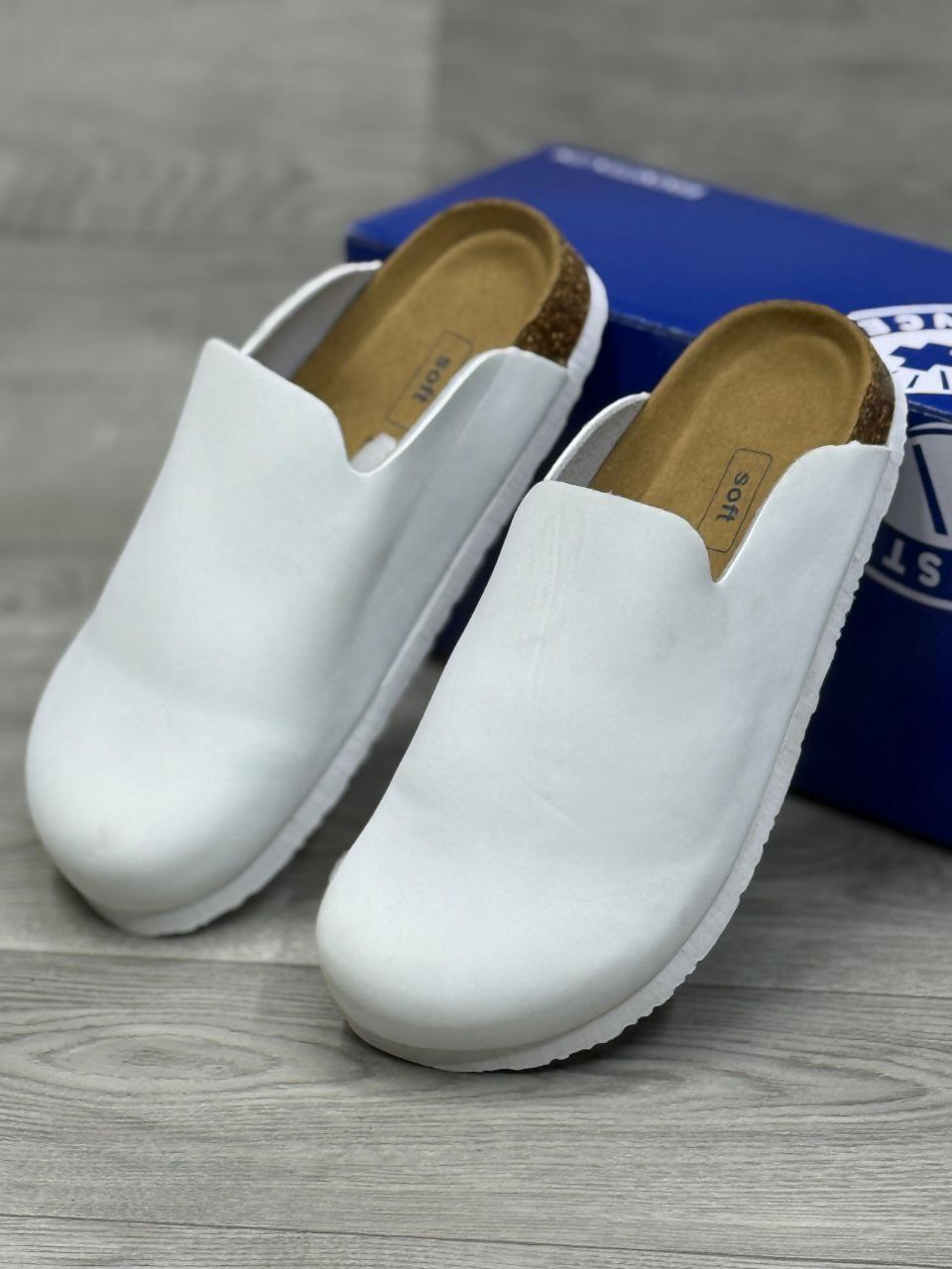 MAERKS CLOG MULES