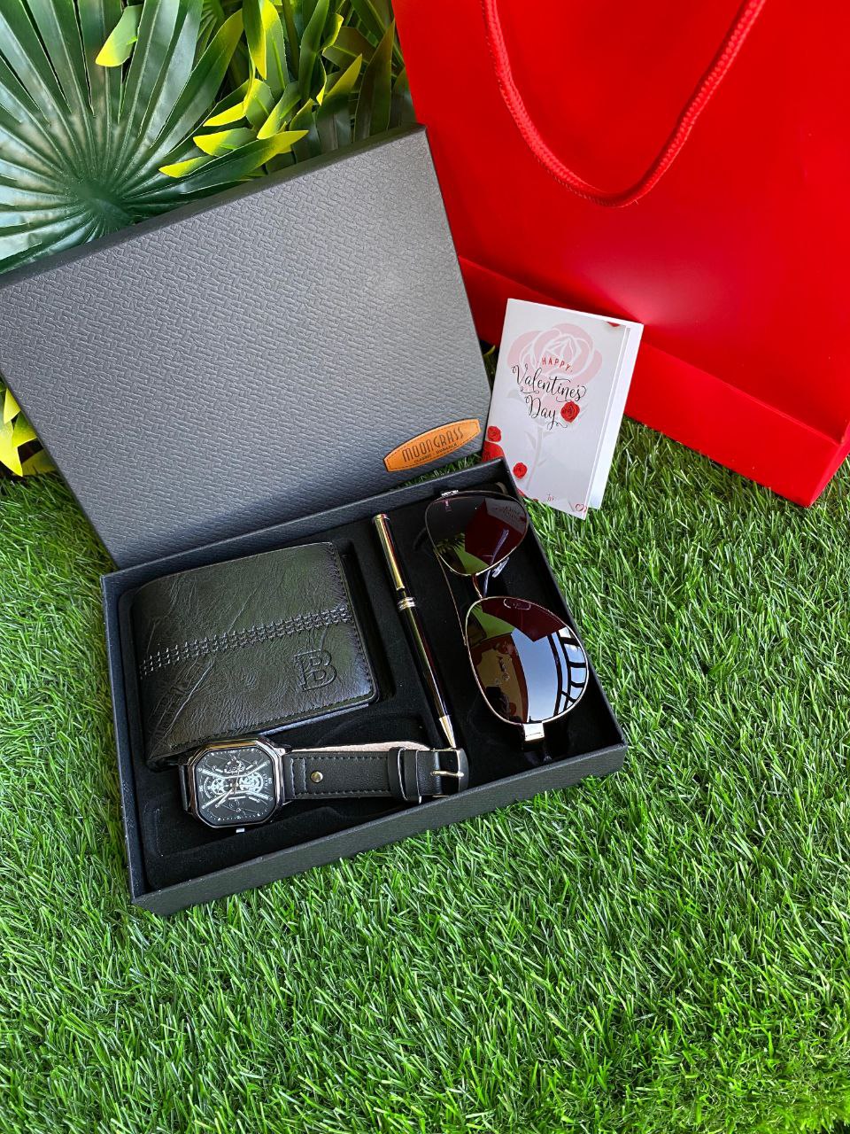 THE GENTLEMAN’S 4 IN 1 POWER GIFTSET