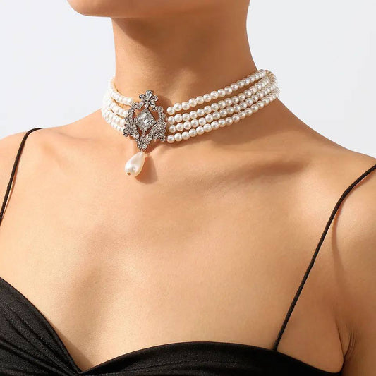 ELEGANT PEARL-CHOKER NECKLACE