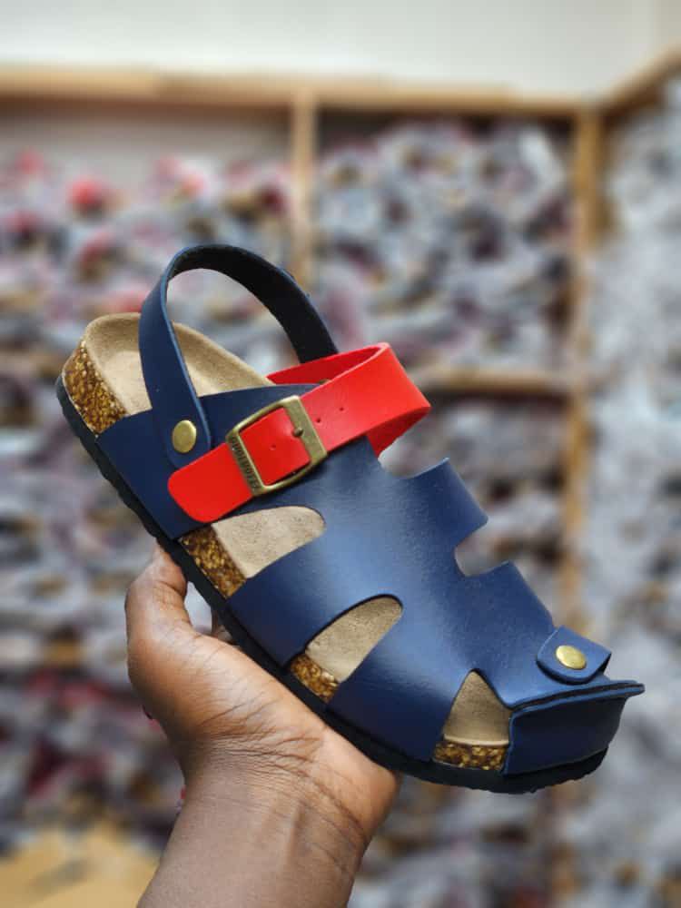 BUCKLE CORK SANDALS