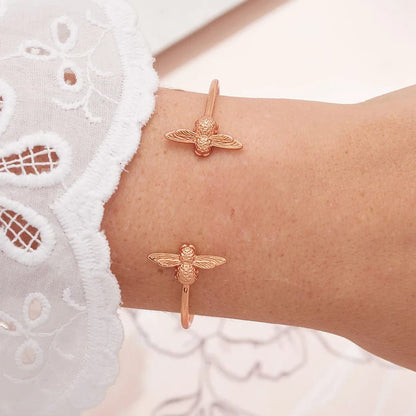 HM 3D BEE WATCH