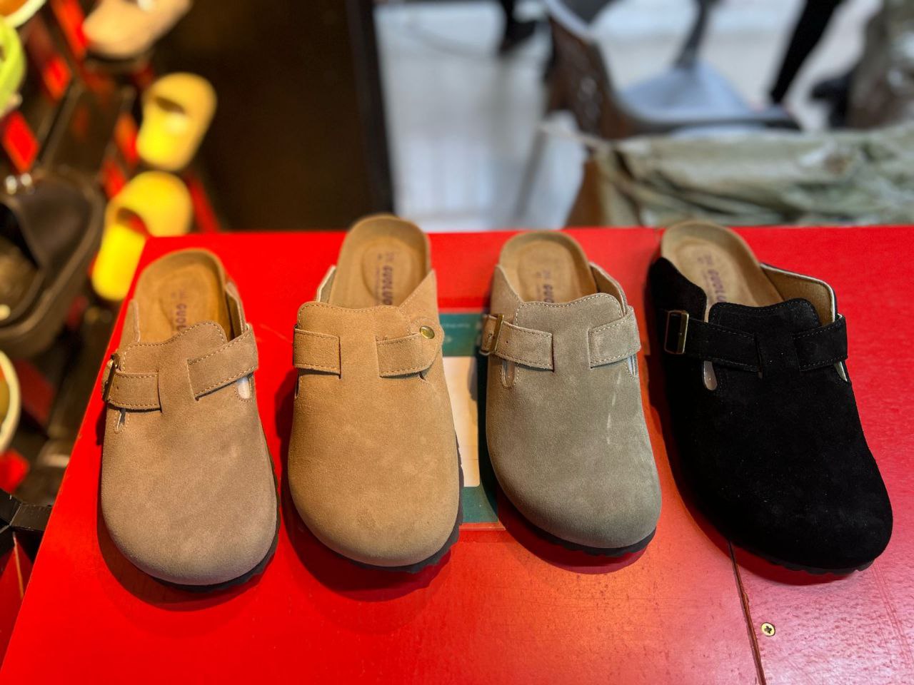 BUCKLE SUEDE CLASSIC CLOG MULES