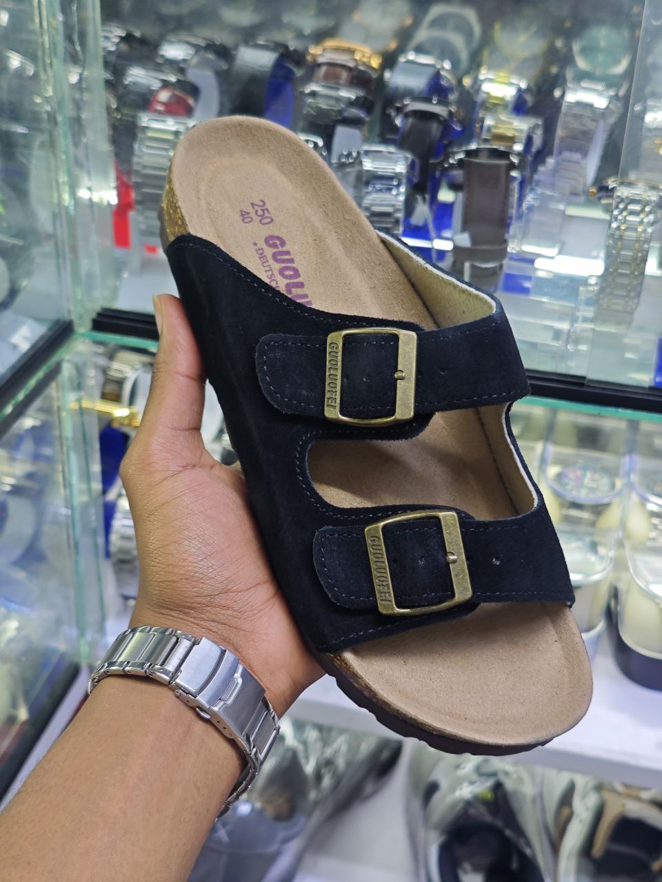 SUEDE DOUBLE BUCKLE SANDALS