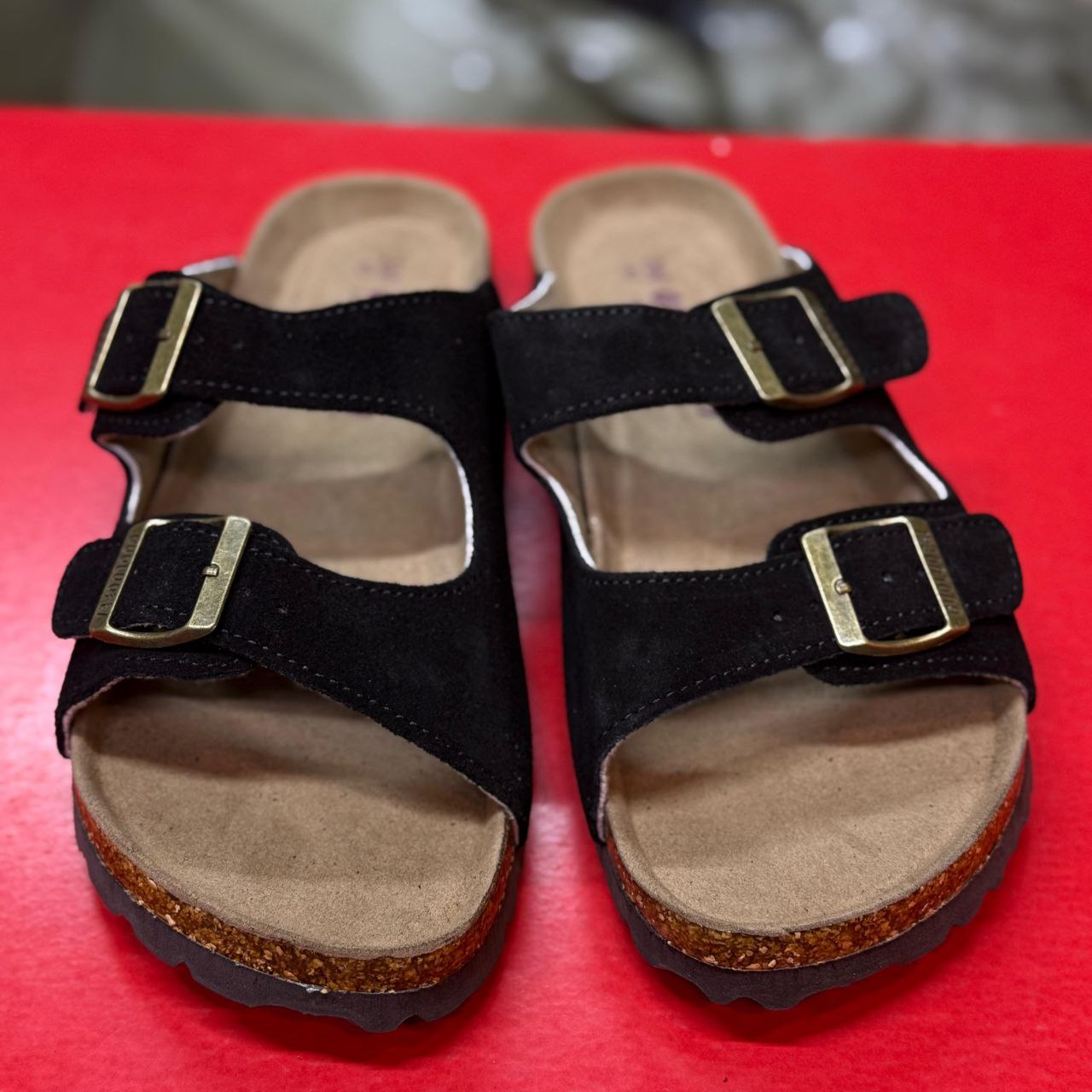 SUEDE DOUBLE BUCKLE SANDALS
