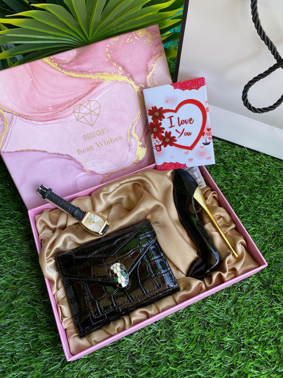 MOONGRASS 3 IN 1 LADIES GIFT SET