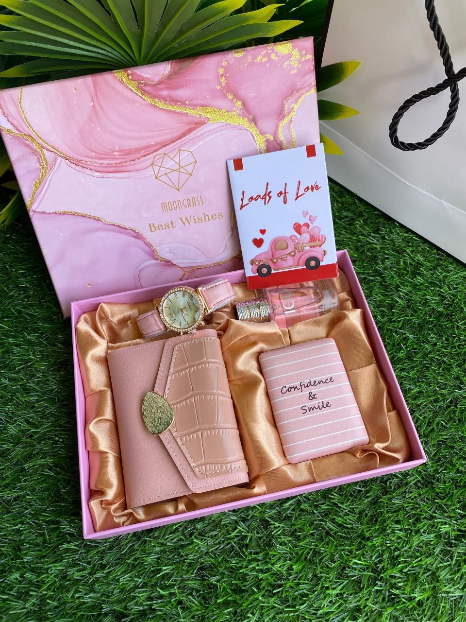 ELEGANT EVERYDAY LUXE LADIES GIFT SET