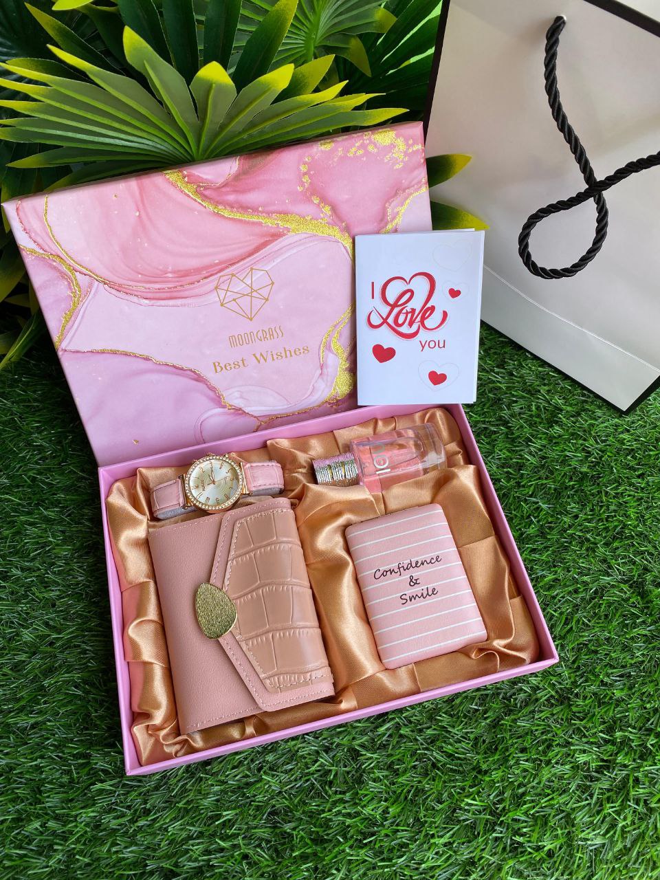 ELEGANT EVERYDAY LUXE LADIES GIFT SET