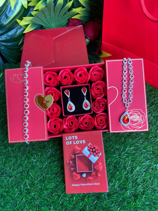THE LADIES ROYAL LOVE TREASURE BOX