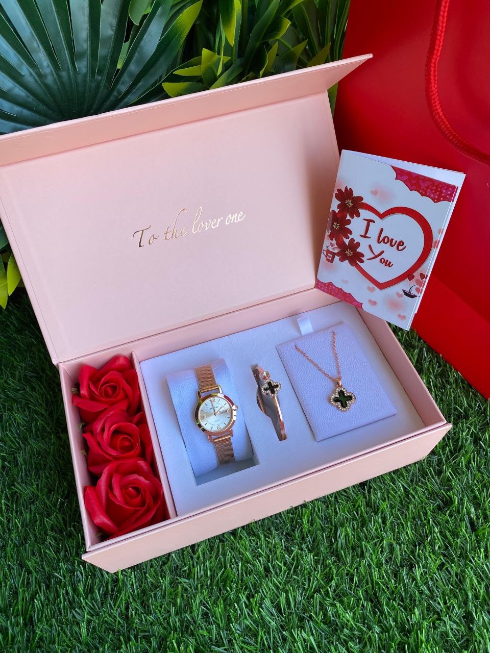 THE BLUSH 6 IN 1  ROSE LUXE LADIES GIFTSET
