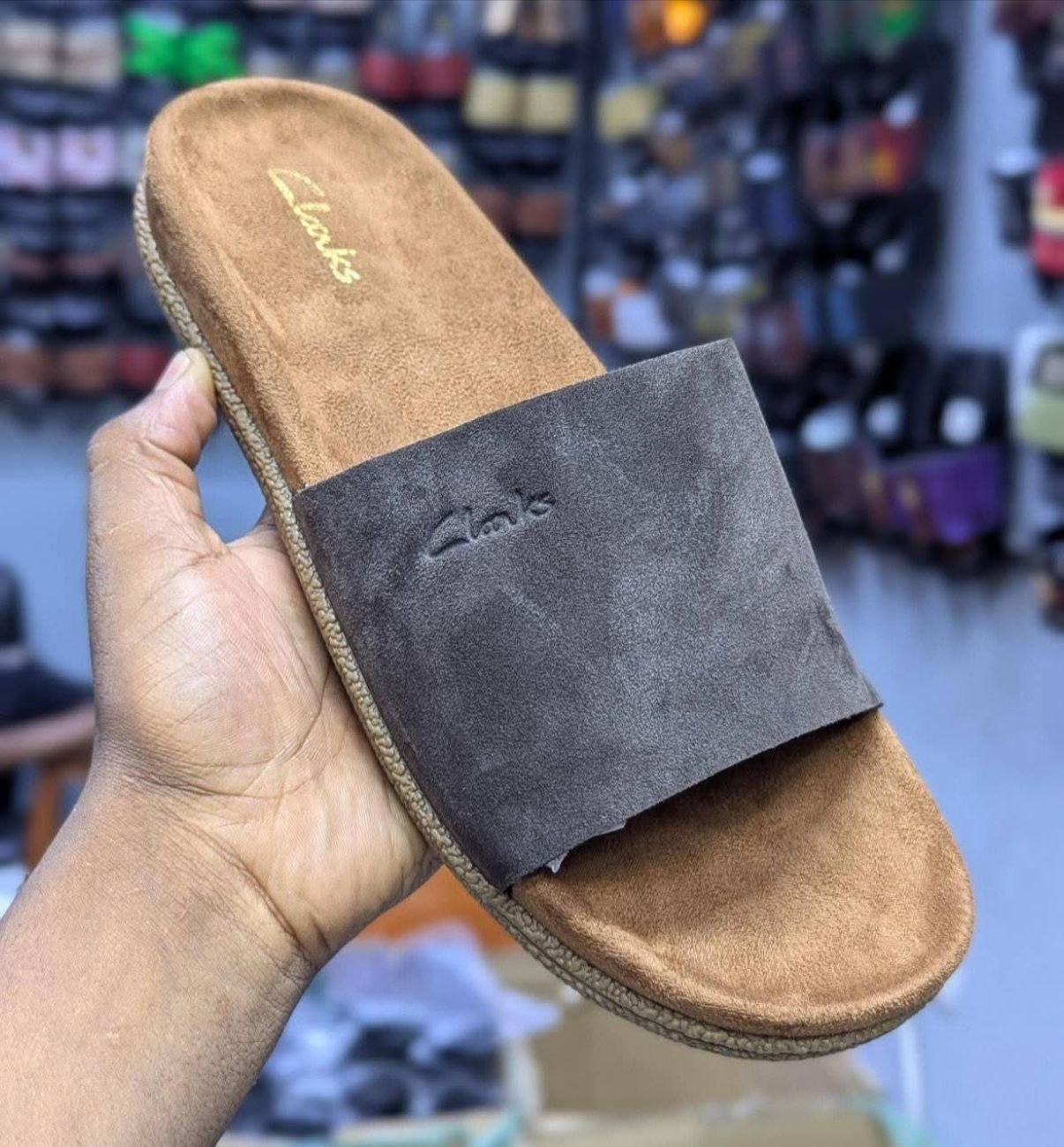 CLARKS COMFORT SLIDES