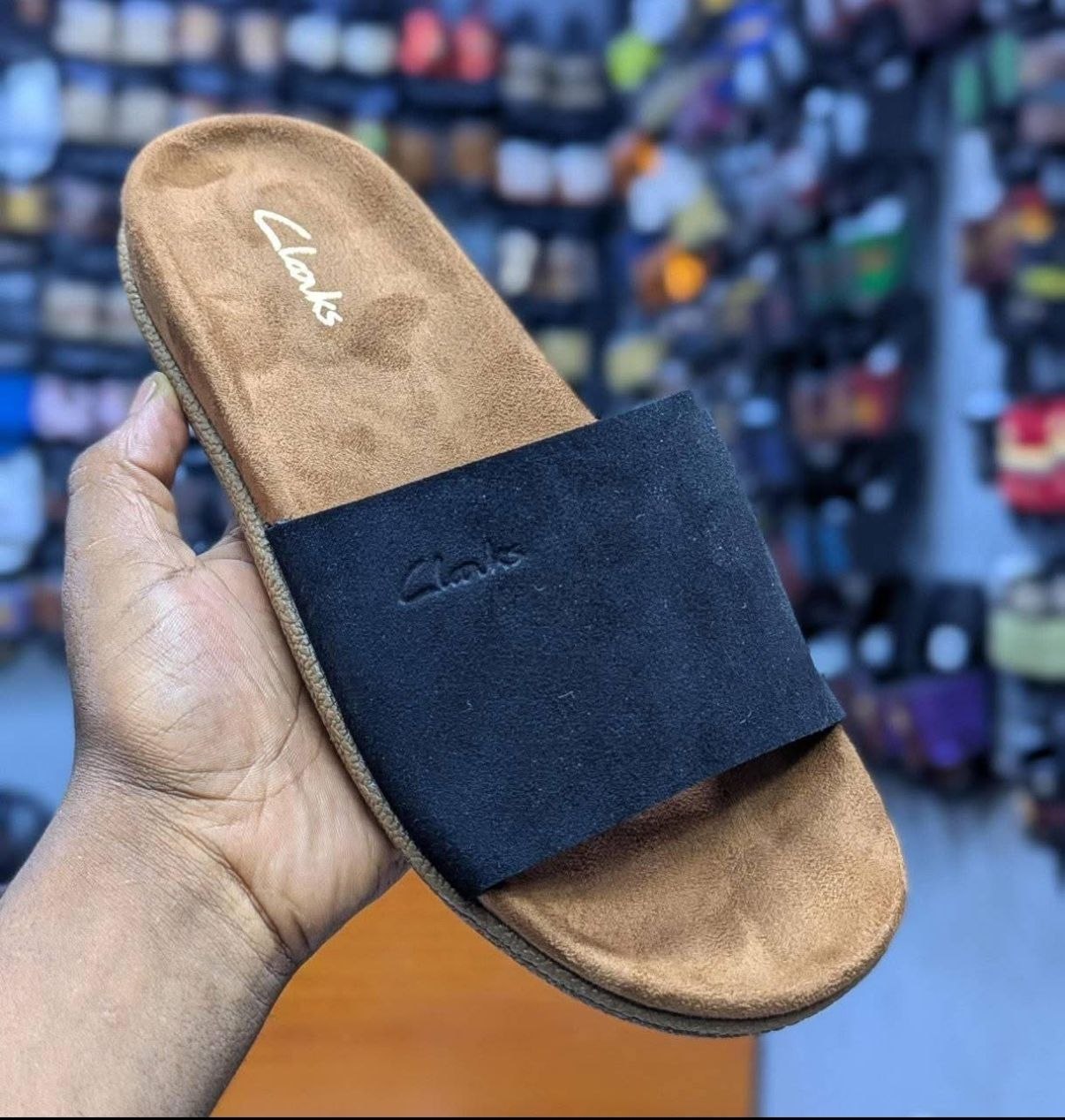 CLARKS COMFORT SLIDES