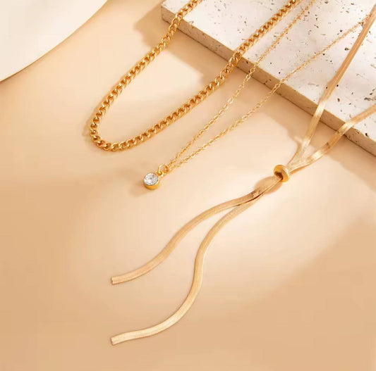 ELEGANT Y-SHAPED CHAIN