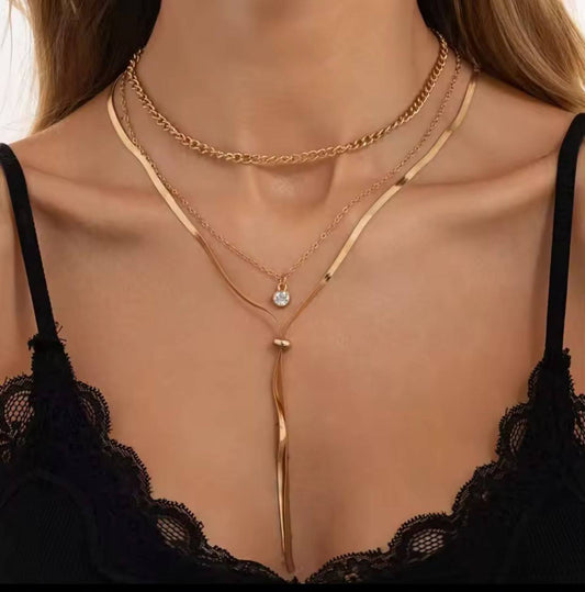ELEGANT Y-SHAPED CHAIN