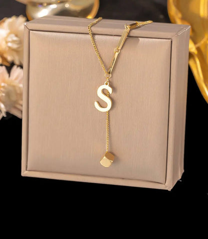 GOLD INITIAL LETTER NECKLACE A-Z