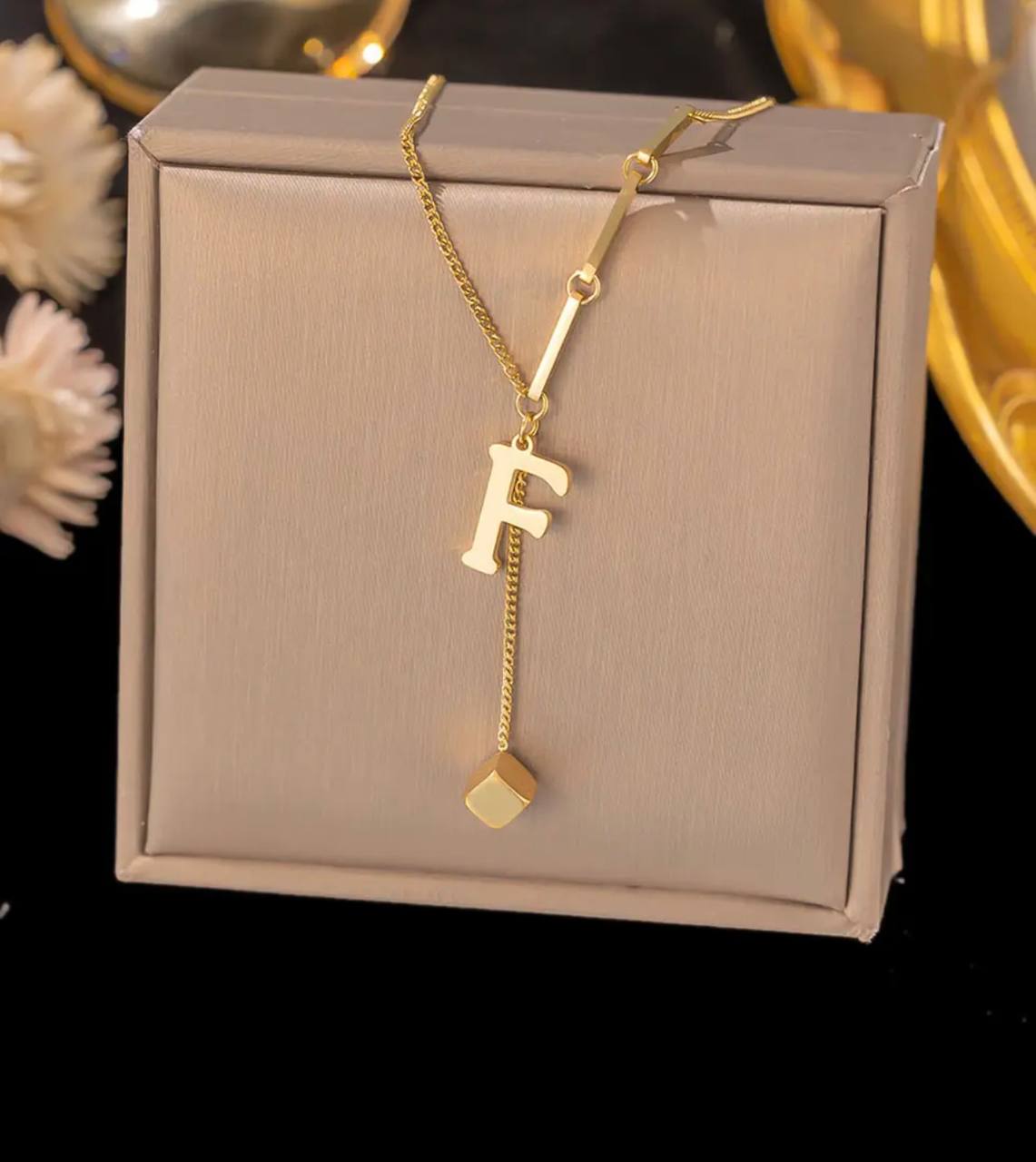 GOLD INITIAL LETTER NECKLACE A-Z