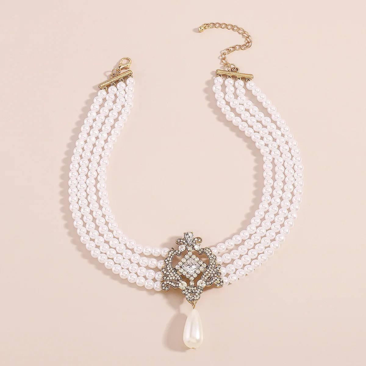 ELEGANT PEARL-CHOKER NECKLACE