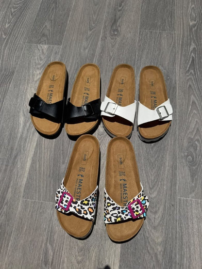 SINGLE BUCKLE SANDALS