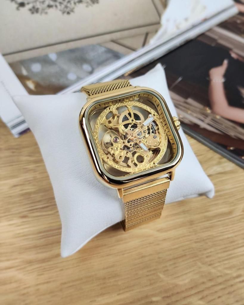 AUTOMATIC FORSINING TRANSPARENT SKELETON  WATCHES .